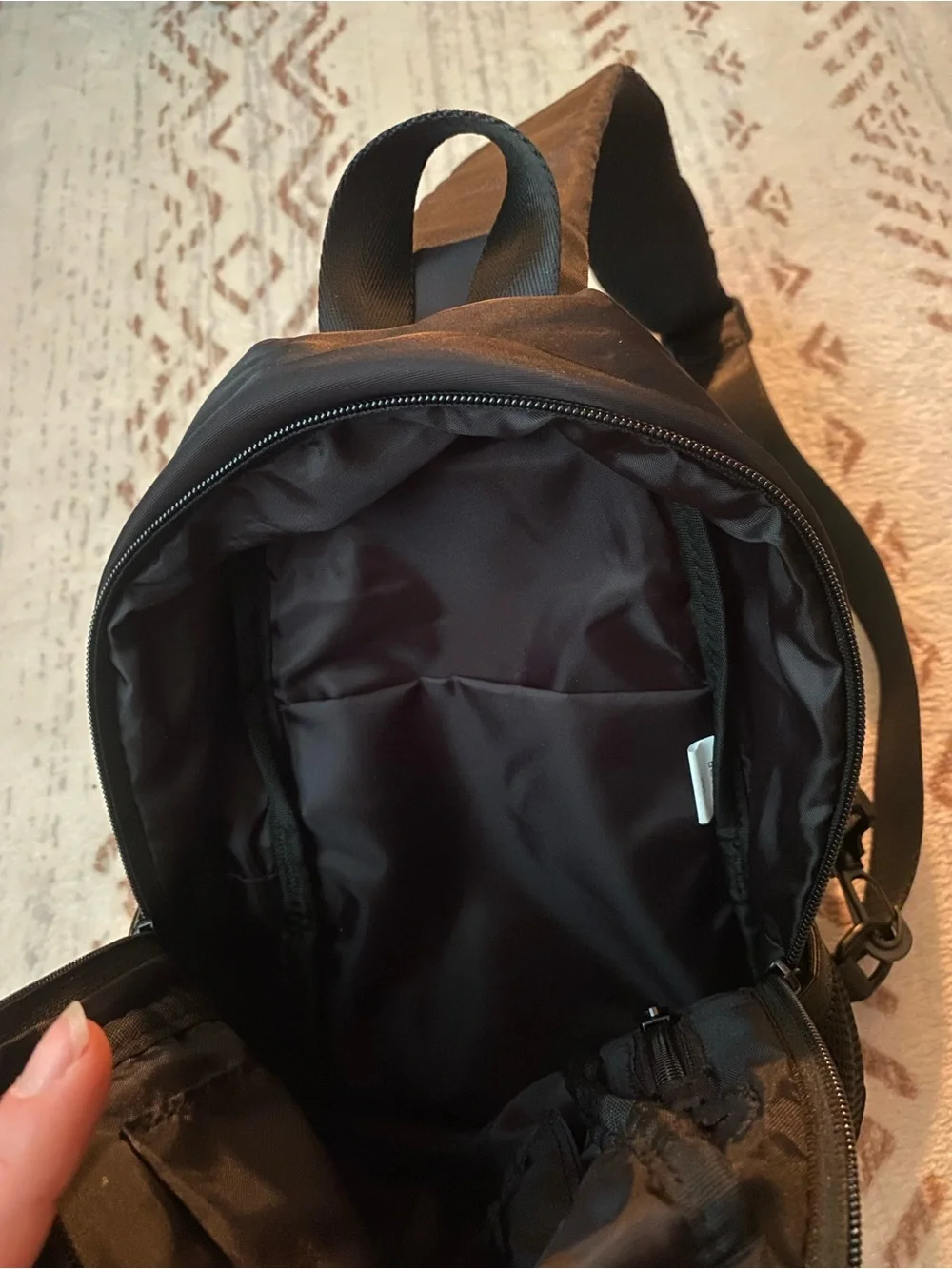BOSTANTEN Black Sling Backpack – Crossbody Travel Bag